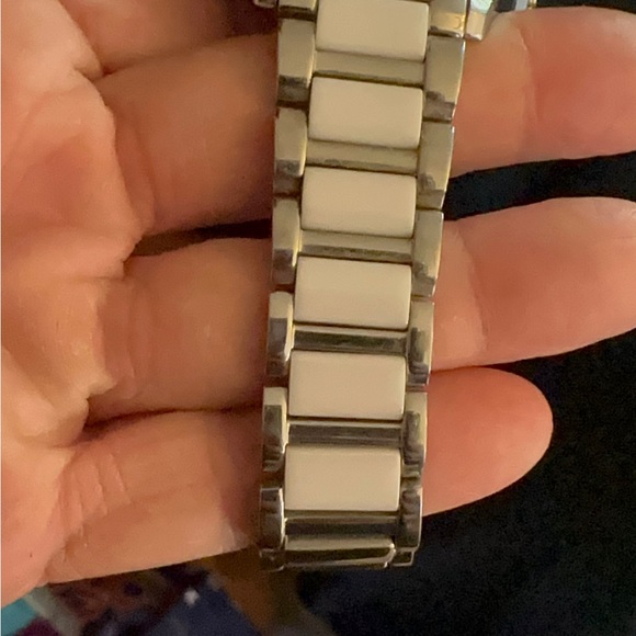 Citizen Eco Drive Ladies Divers Watch in white Ceramic - Picture 9 of 10